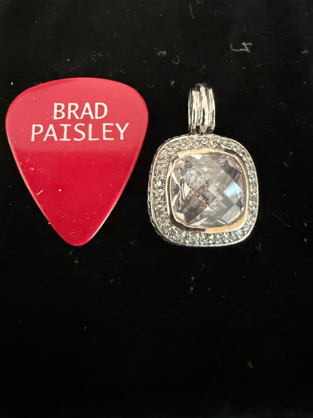 ✨ Stunning Cushion-Cut Statement Pendant ✨